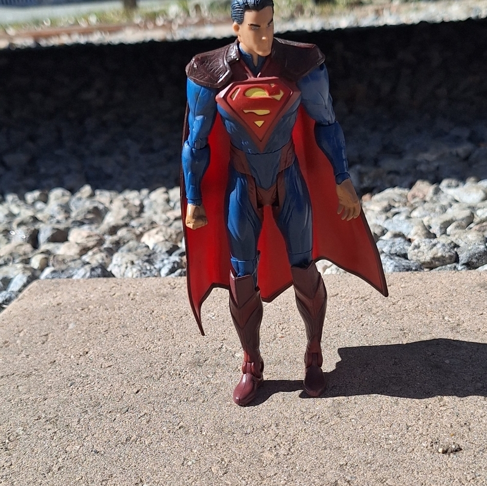 DC Comics Unlimitted Injustice Gods Among Us Action Figure Collectibe Superman - Picture 7 of 11